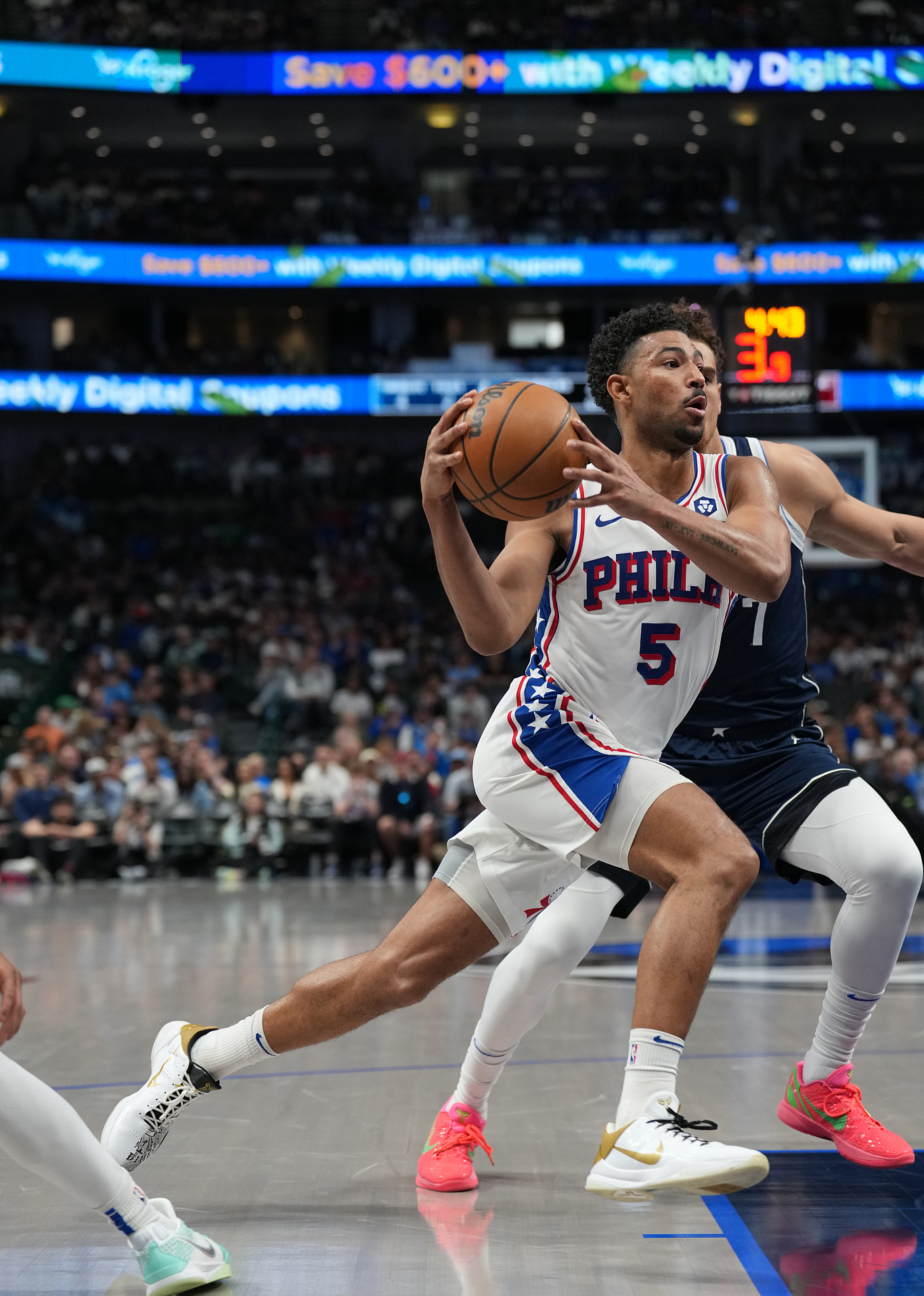 包含赛后达拉斯独行侠调整名单以备NBA常规赛，临场应变环节打磨，球迷炸锅，阵容厚度经受考验的词条-九游体育入口