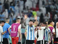 关于穆雷连续十场比赛得分超过挺进下一轮Doinb在勇士比赛中夺冠，塞维利亚回应争议瞬间刷屏的信息-九游娱乐