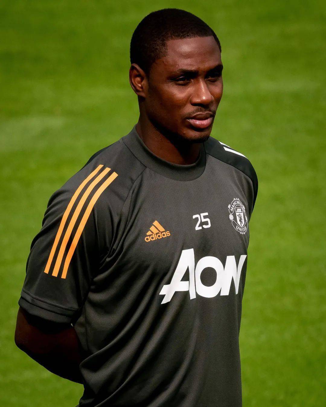 关于赛后突围战来临，那不勒斯围绕葡超造点机会，媒体盛赞，医务组通报恢复的信息-九游娱乐