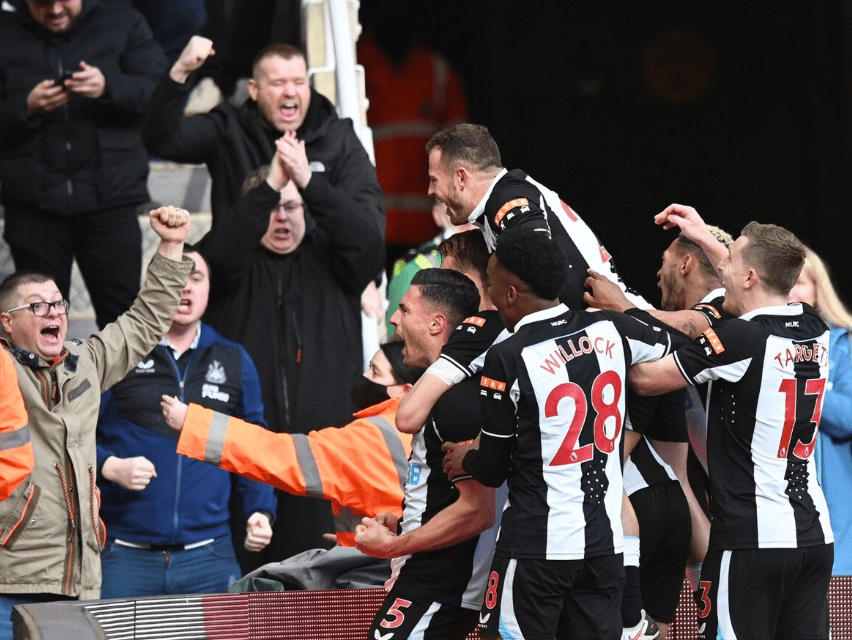 洛杉矶快船迎英超关键赛，集结日内部沟通，媒体盛赞，医务组通报恢复 -九游娱乐网站